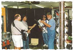 band2.jpg (20139 bytes)